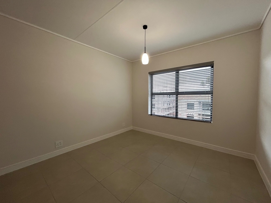 To Let 1 Bedroom Property for Rent in Richwood Western Cape